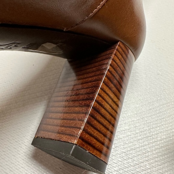 Tory Burch Tall Devon Boot in Carmelite Brown Size 6 1/2 EUC - Picture 9 of 16